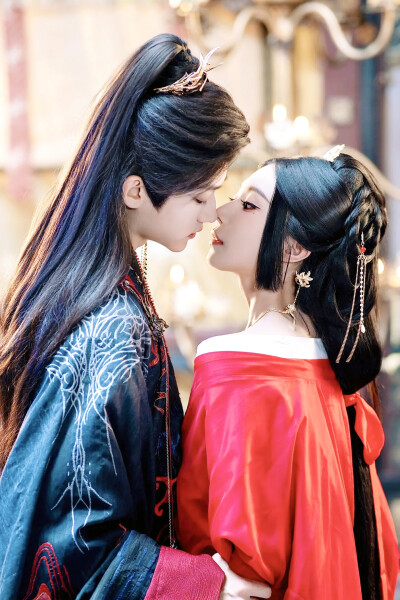 被偷听心声后，我成了帝王的掌上娇宠 沈青青×君胤
