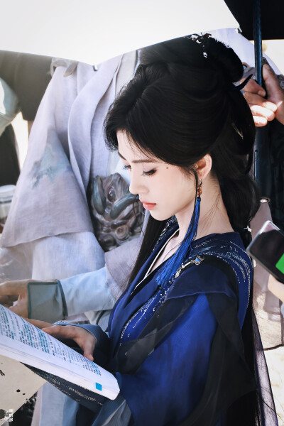 来战 阿黛 鞠婧炜