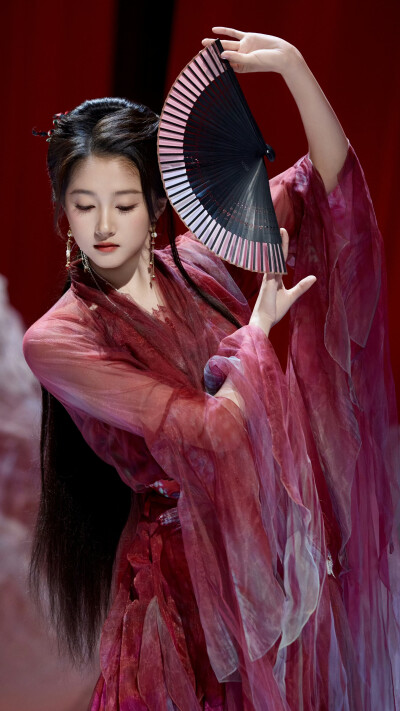 关晓彤