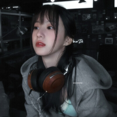 ''白檀_Perfume*木质桌...1995''