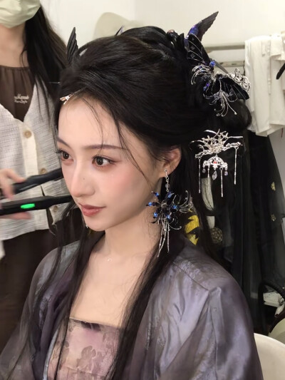 胡连馨