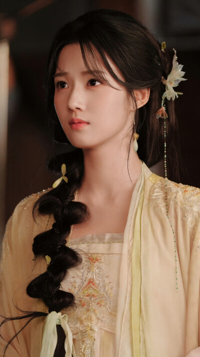 入青云 明意 卢昱晓