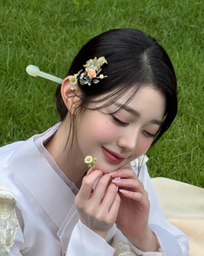 ive 张元英