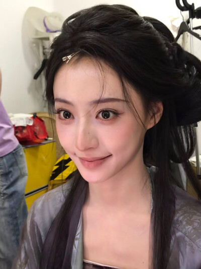 胡连馨