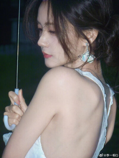 李一桐