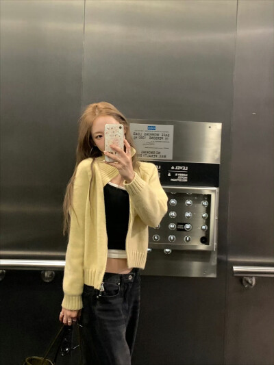 美女