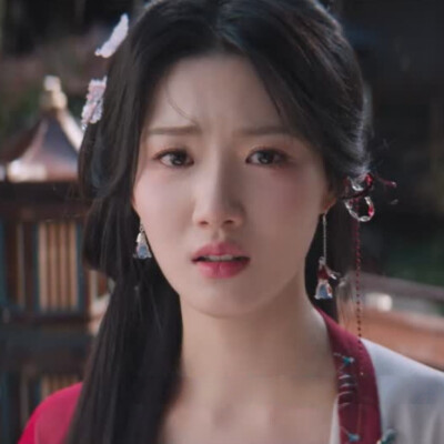 卢昱晓
入青云
