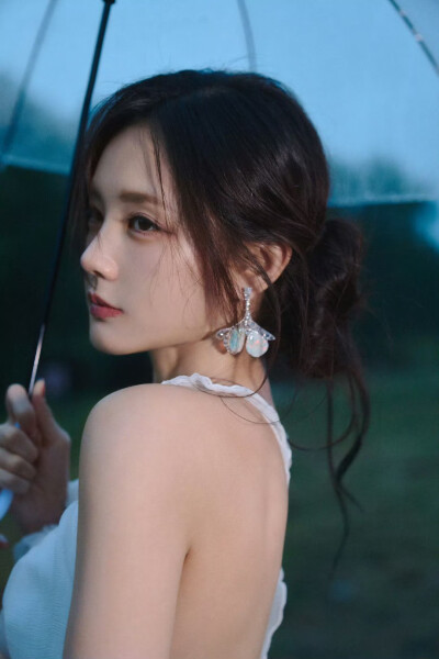 李一桐