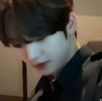 这张太奇怪了 韩维辰