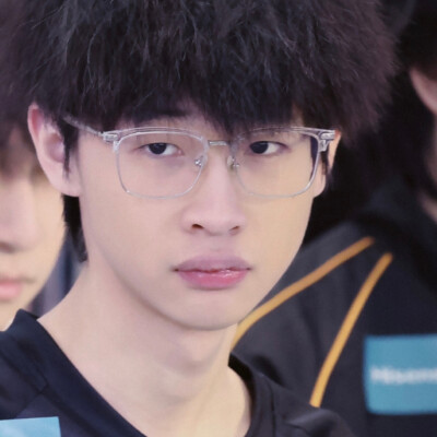 如果可以 我们一起逃离