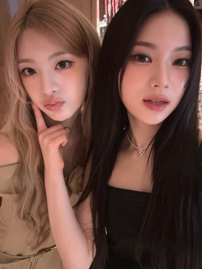 STAYC ISA李彩煐 尹势银