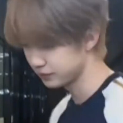 却感觉此刻你停不了的泪流