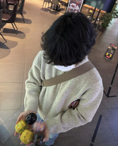 边伯贤