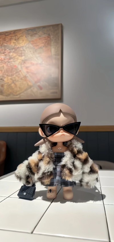 Zsiga嘎子姐壁纸
