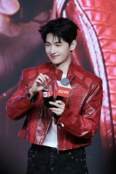 杨洋