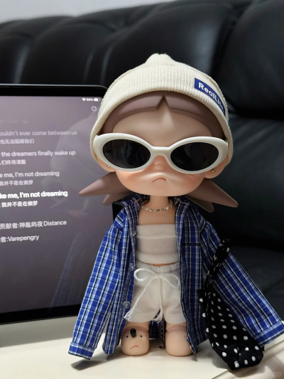 Zsiga嘎子姐壁纸
