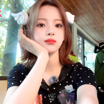 杨超越