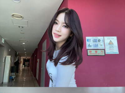 STAYC ISA李彩煐