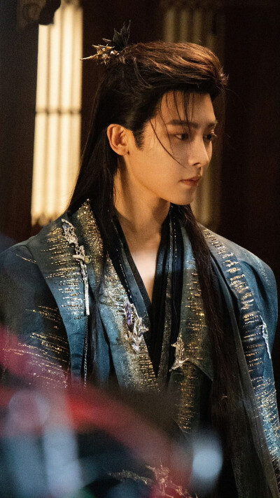 入青云 纪伯宰 侯明昊
