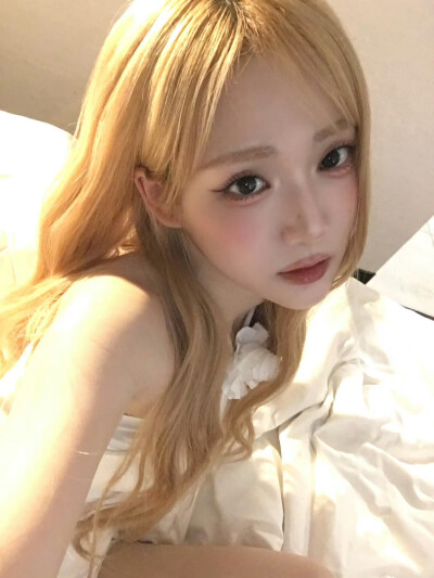 tripleS 尹舒妍