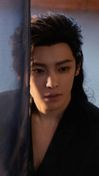 入青云 纪伯宰 侯明昊
