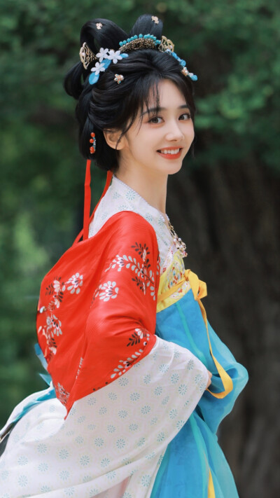 王影璐