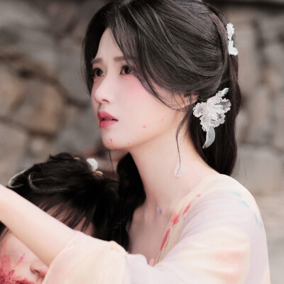 卢昱晓微调可二改 注明陈文嘉