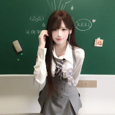 女头
二传头像注明出处