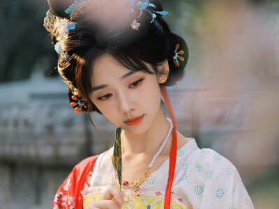 王影璐