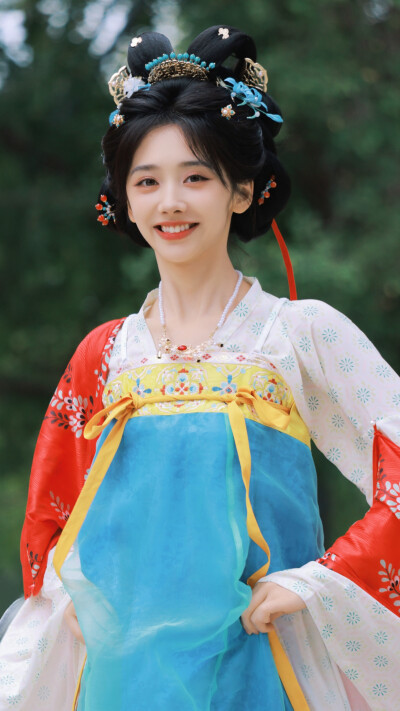 王影璐