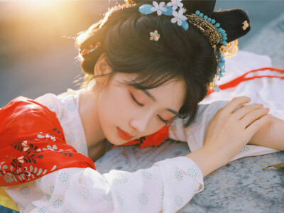王影璐