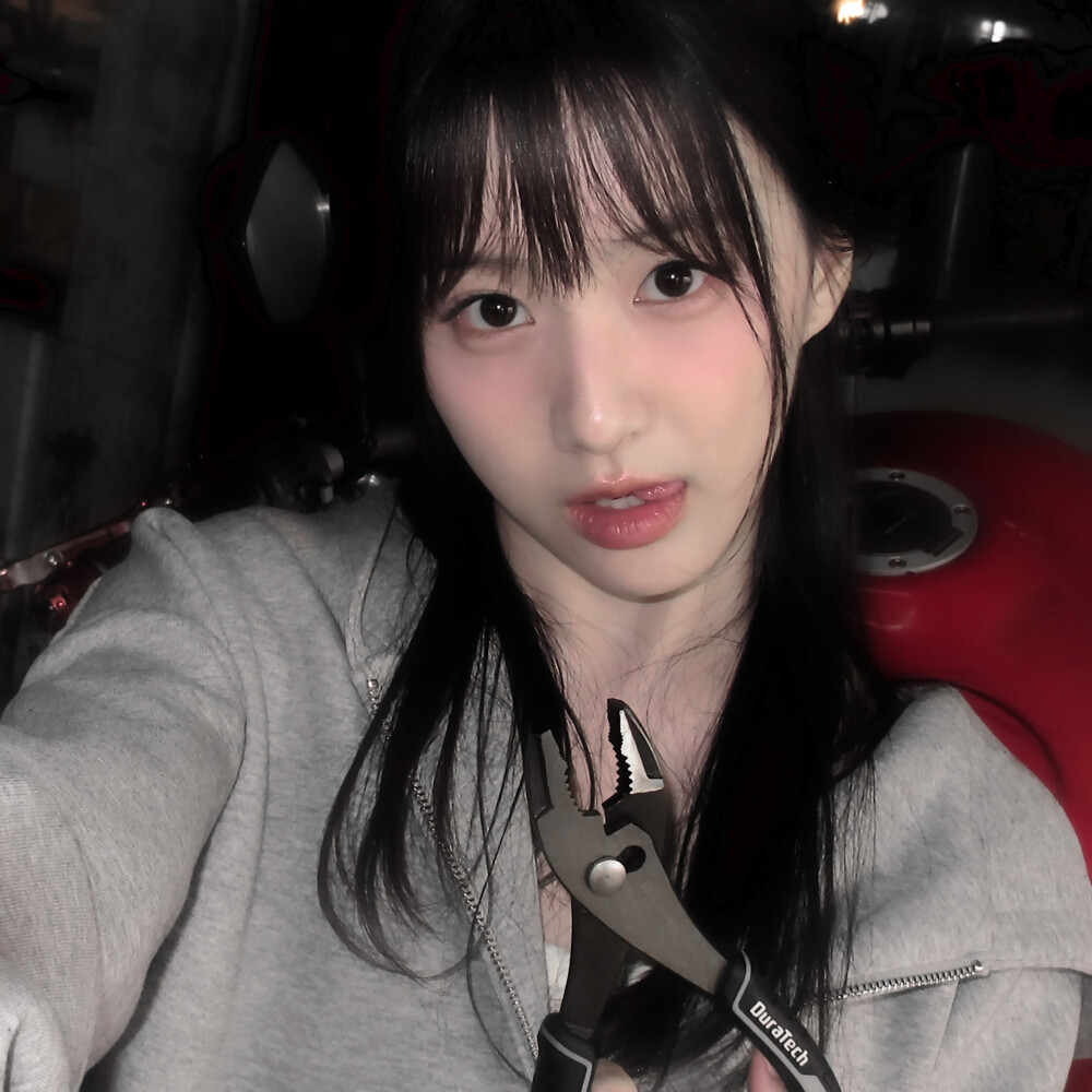 子供っぽい、你也想靠近吧….. Lourd au cœur