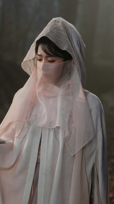 入青云 明意 卢昱晓