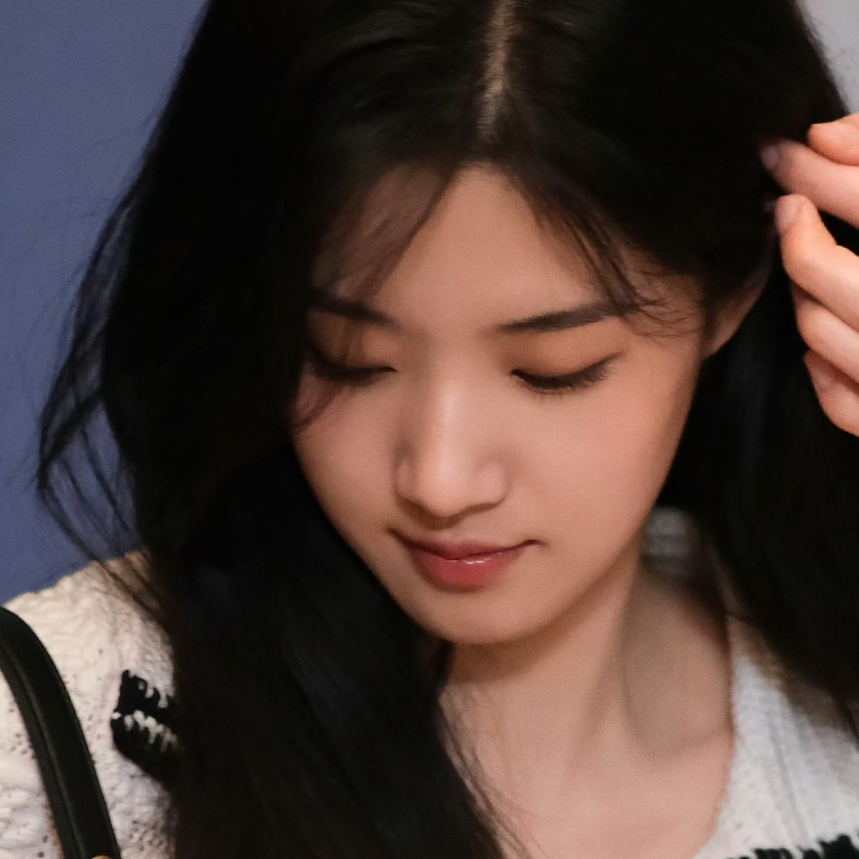 别去打扰她的心