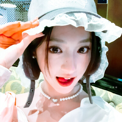 胡连馨