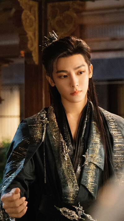 入青云 纪伯宰 侯明昊