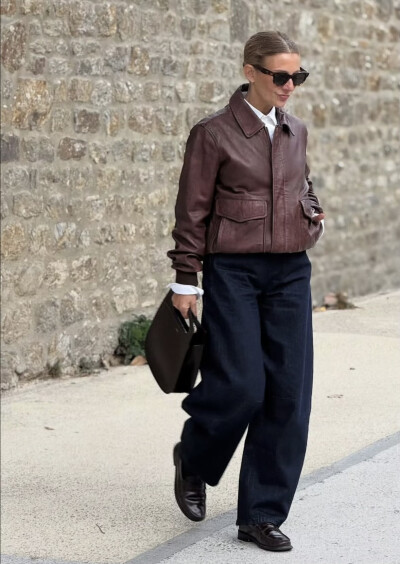 BY爱喝可乐的古娜小姐