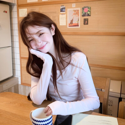 女头
二传头像注明出处