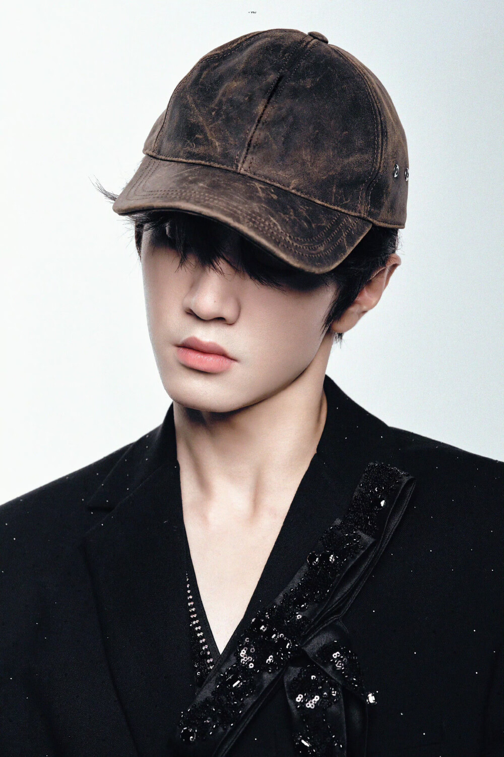 陈哲远
cr.@与山烬