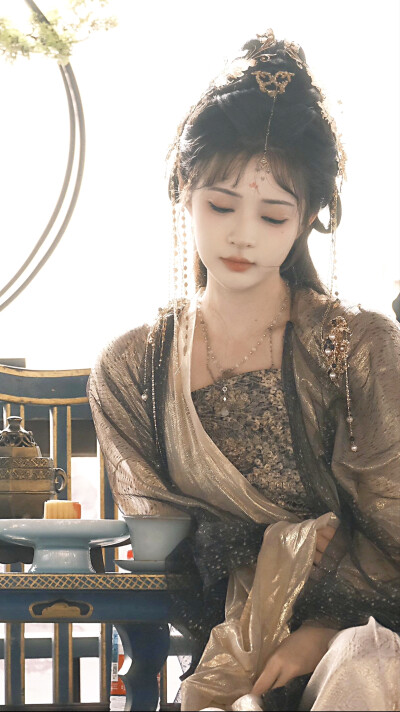 我以相术做局，他以江山为聘 姜南栀