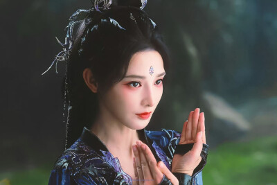 彭小苒