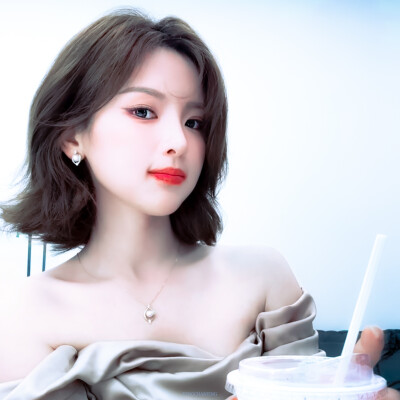 杨超越