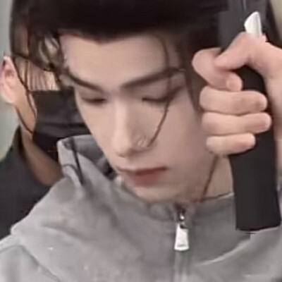 唯