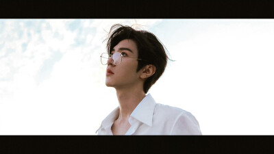 陈哲远
Limerence
cr.@与山烬
