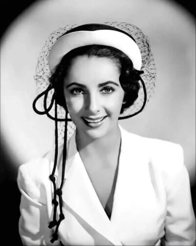 Elizabeth Taylor ​​​