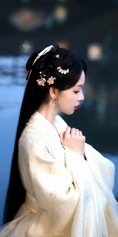 陈瑶