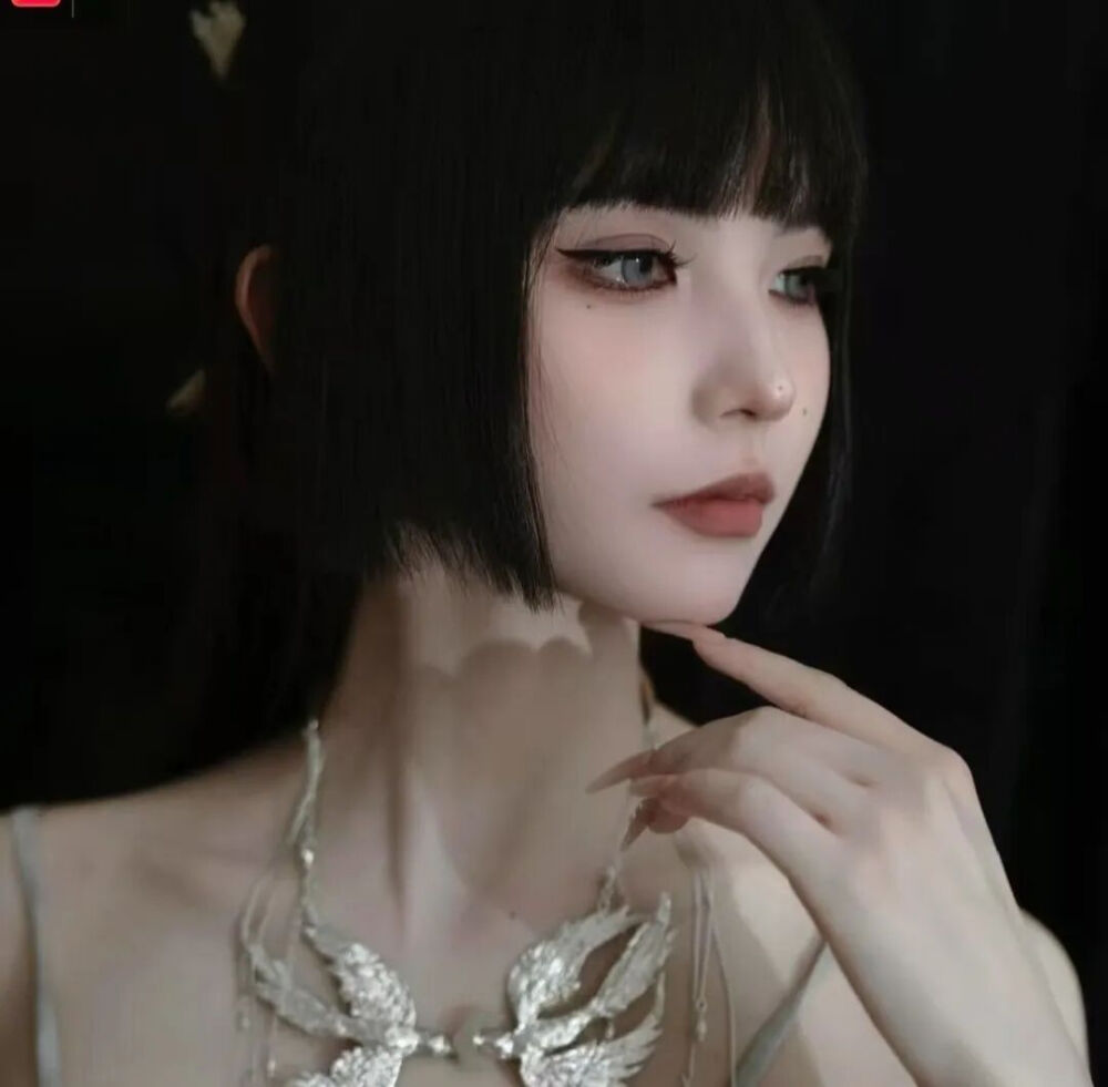 女头