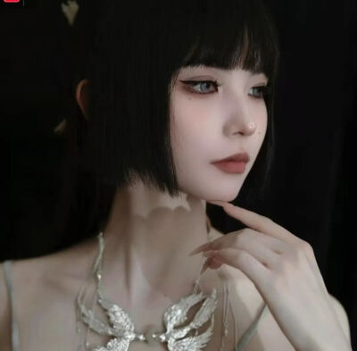 女头
