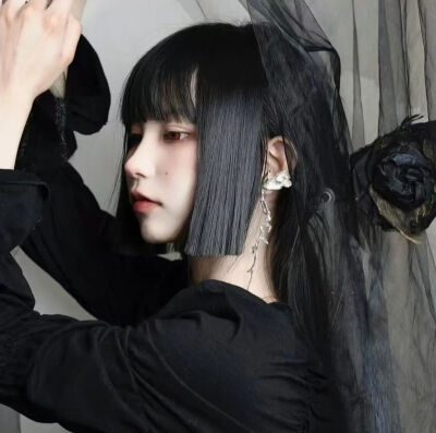 女头