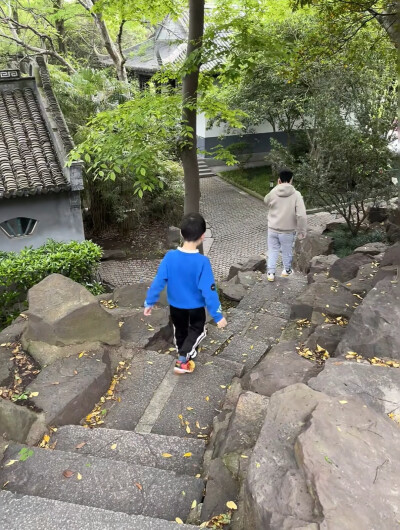 九十年代初在里面读初中